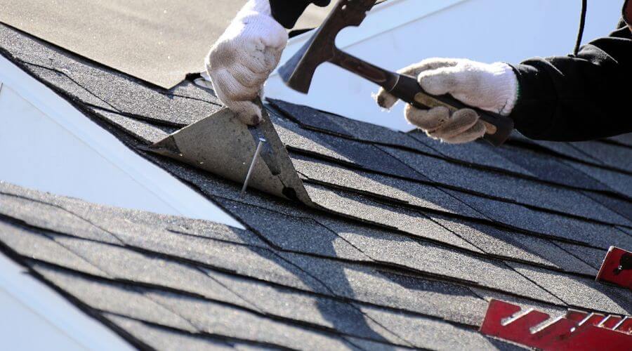 Expert Emergency Roof Repairs services in El Paso, IL